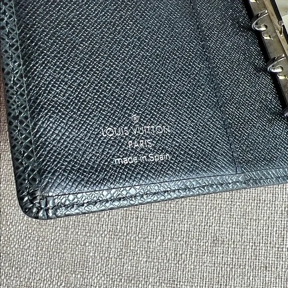 Louis Vuitton | Epi Agenda PM - Picture 11 of 16